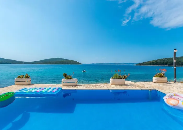 Κάμπινγκ With Pool Dream Of Kornati Mali Pašman
