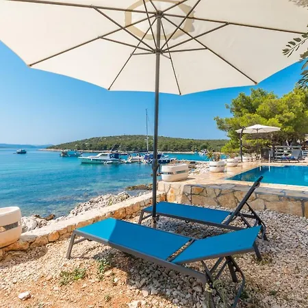 With Pool Dream Of Kornati Campingplads *