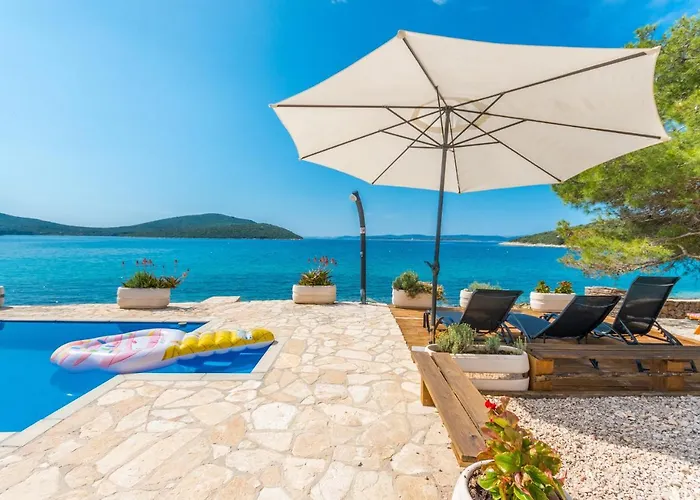 Kamp With Pool Dream Of Kornati Mali Pasman