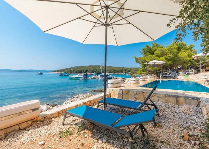 With Pool Dream Of Kornati Parque de Campismo *
